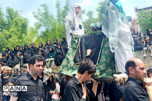 نمایی از عاشورا حسینی در روستا رویین