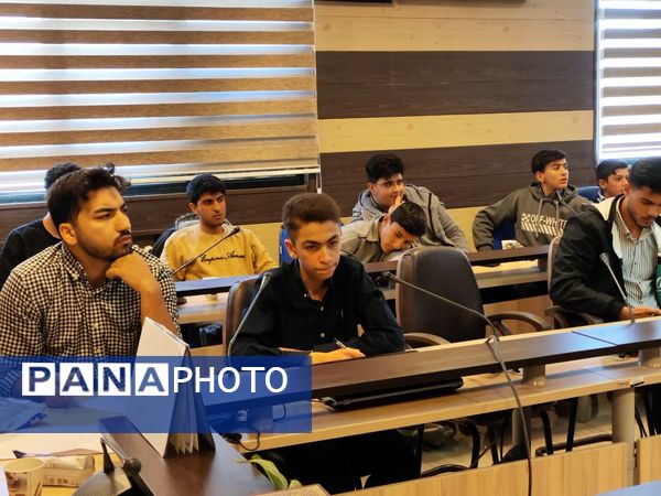 نشست شوراهای دانش‌آموزی ابهر 