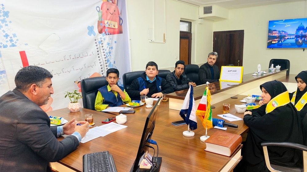 نشست مشترک اداره آب و خبرنگاران پانای باخرز با محوریت جشنواره «نخستین واژه آب»