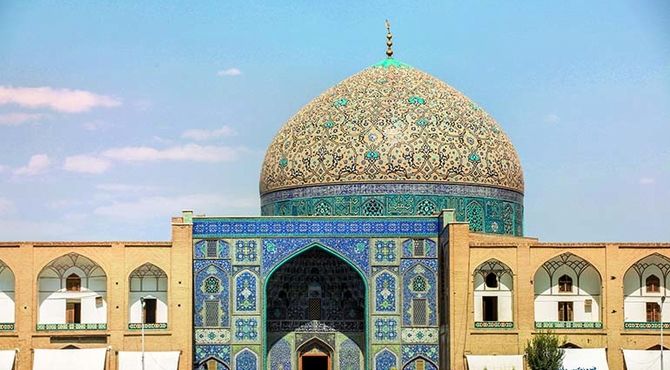 اجرای لباهنگ «به اصفهان رو» توسط دانش آموزان اصفهانی