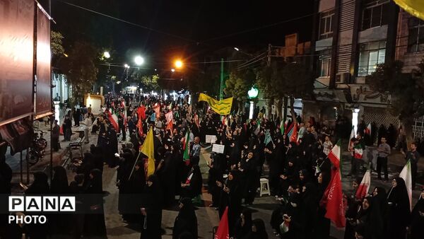 حضور پرشور مردم انقلابی ملایر در آیین «شب‌های اجتماع»