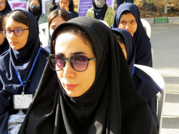 انتخابات همیار مشاور مدرسه دخترانه فرزانگان