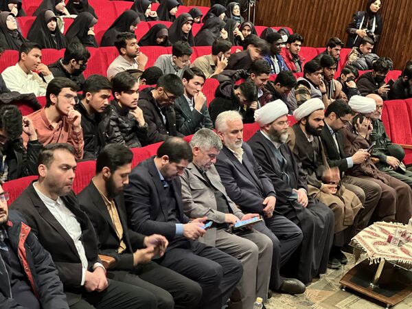 اولین جشنواره فرهنگی و هنری «راه‌امین» در سالن حجاب 