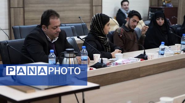 گردهمایی نویسندگان موسسه رهنمای اهل قلم