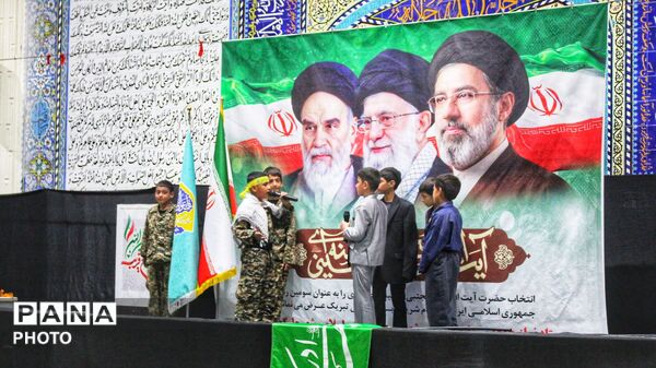 ده نودی های مارگونی پای کار انقلاب 