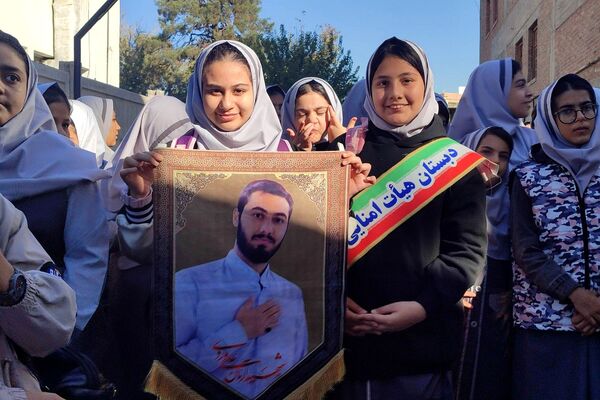 اردوی ری گردی دانش‌آموزان دبستان حاتم ناحیه دو شهرری