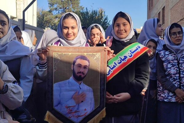 اردوی ری گردی دانش‌آموزان دبستان حاتم ناحیه دو شهرری