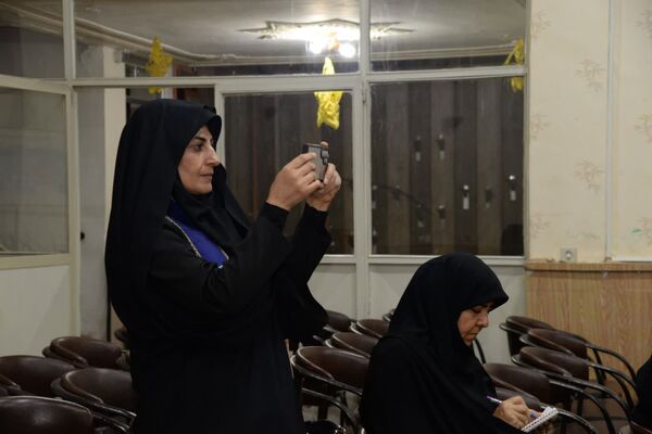 برگزاری کارگاه آموزشی مربیان پیشتاز در محل کانون فضیلت شهرستان نجف آباد 