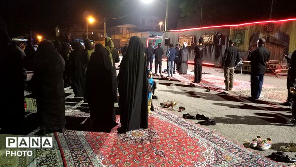 شبی از اشک و ارادت وفریاد احلی من العسل در میان الشتری  ها
