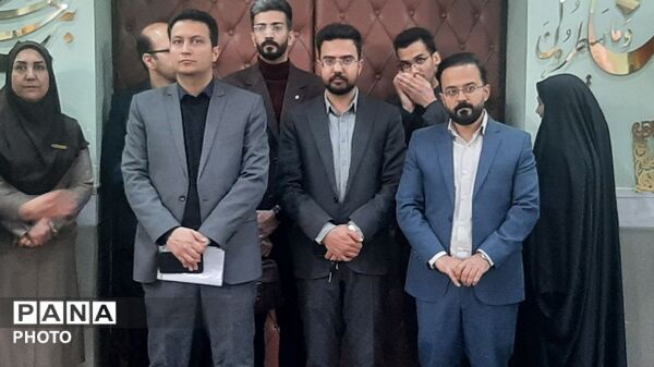 رقابت گروه‌های سرود در چهل‌وچهارمین جشنواره فرهنگی‌هنری ناحیه هفت
