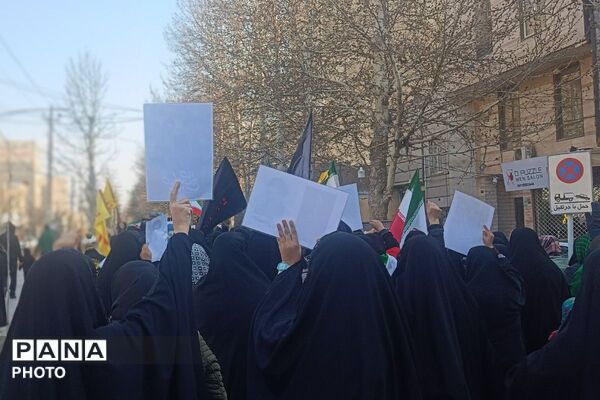 دست خدا بر سر ماست خامنه ای رهبر ماست 