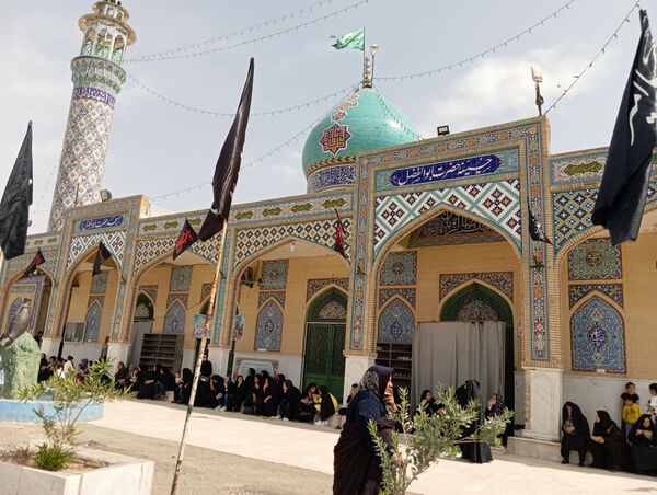 دسته عزاداری شهر جعفریه قم در سالروز شهادت امام جعفر صادق(ع)