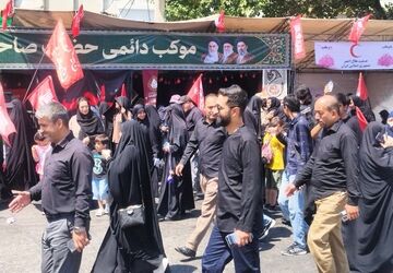 پیاده‌رویی جاماندگان اربعین حسینی در فردیس