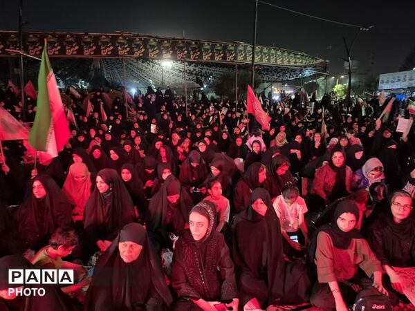 اجتماع پر شور عاشقان اهل بیت 