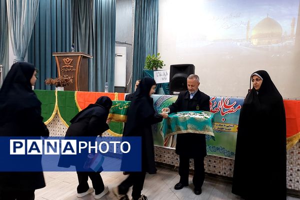افتتاحیه طرح مصباح الهدی و جشن میلاد حضرت زینب(س) دبیرستان ریحانه النبی باقرشهر 