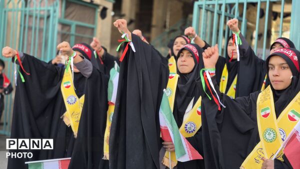 چهل روز بغض بر روی نیمکت‌های خالی