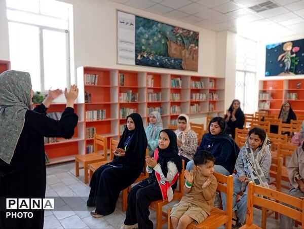 ویژه برنامه یک قاب لبخند در کانون پرورش فکری شماره ۴ یزد