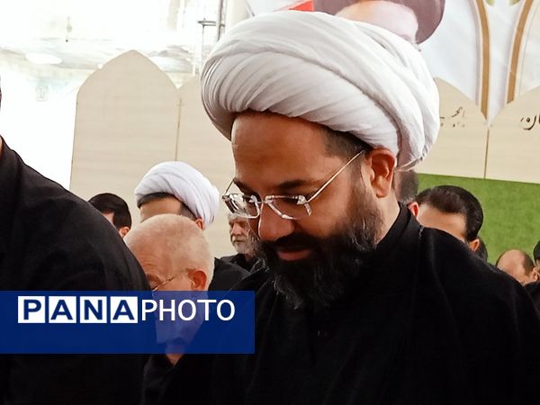 نماز ظهر عاشورا در کاشمر