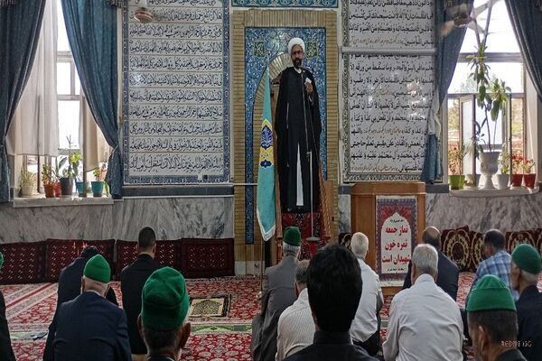 اقامه نماز جمعه در اول ماه محرم در مسجد جامع شهر بار 