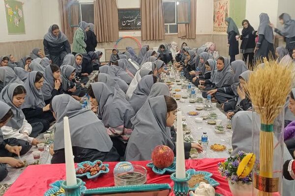 اردوی افطار تا سحر در دبیرستان دخترانه معرفت کهریزک 