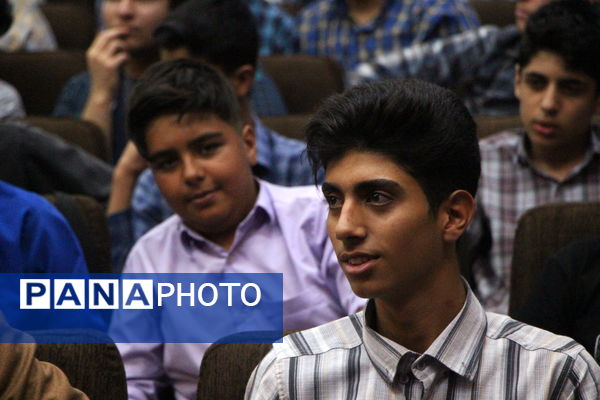 چهل و سومین دوره جشنواره فرهنگی هنری دانش‌آموزان یزد