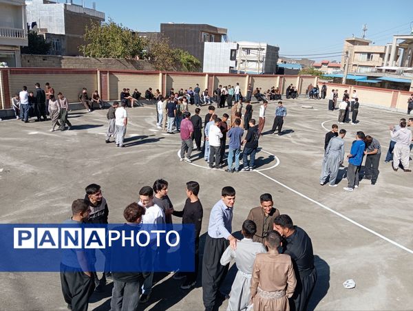 جشن پرشور آغاز سال تحصیلی در مدرسه نمونه دولتی زانست بانه