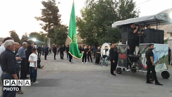 نوجوانان زرقانی؛ پرچم‌داران کوچک عزای حسینی