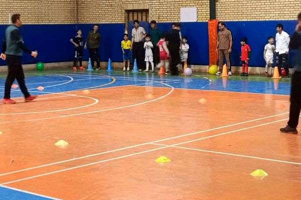 مسابقه ورزشی «روز پدر و پسری» طرح شهید خرازی در دبستان پسرانه علامه طباطبایی پیشوا