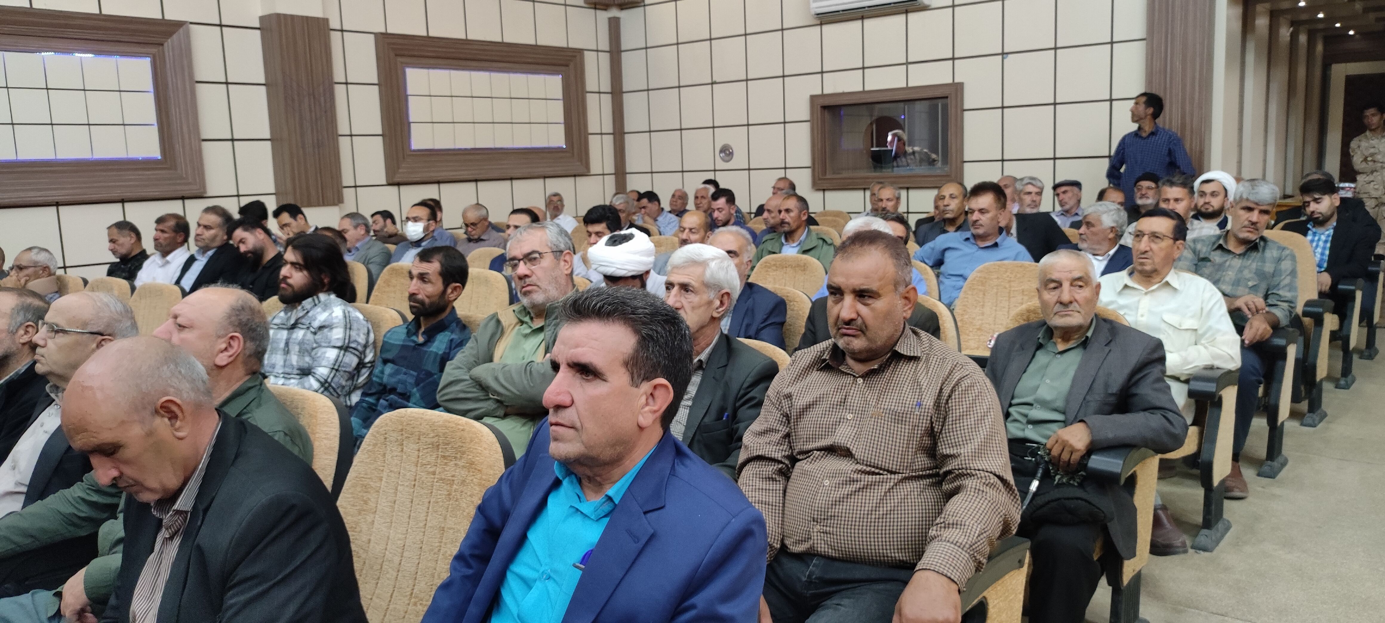 پنجمین آیین سراسری تجلیل و تکریم از پیشکسوتان دفاع مقدس و مقاومت در دانشگاه آزاد شیروان