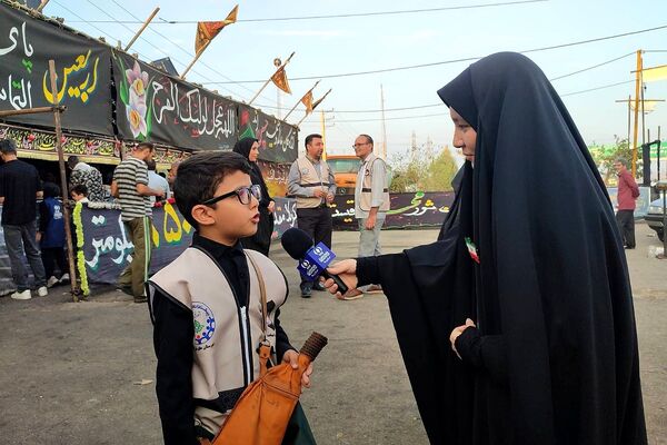 خدمت‌رسانی دانش‌آموزان در موکب «عشاق‌الحسین(ع)» سازمان دانش آموزی شهرستانهای تهران