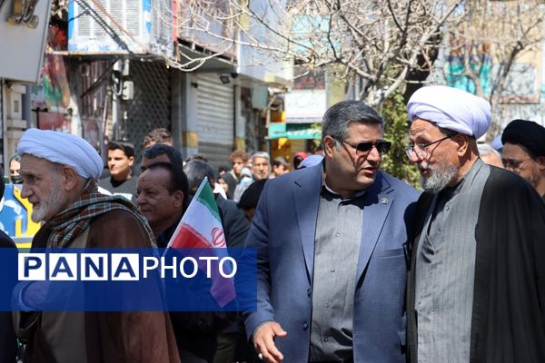 طنین فریاد قدس در خیابان‌های تربت حیدریه 