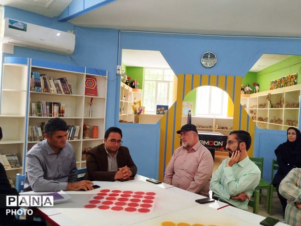 گرامیداشت روز معلم در لردگان؛ تجلیل از چراغ‌داران راه آینده