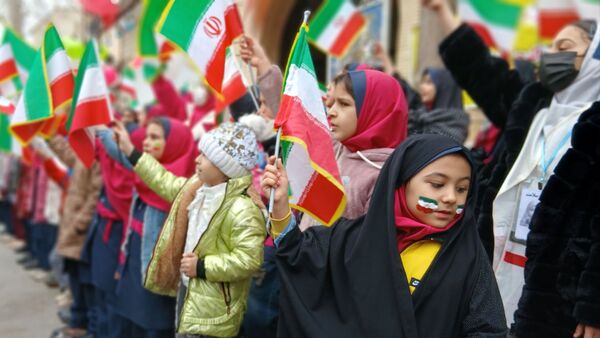 خروش مردم و فرهنگیان در صحنه وحدت انقلابی