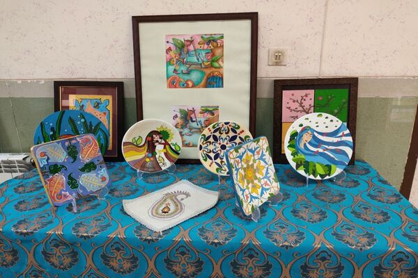 نمایشگاه هنرهای دستی دانش‌آموزان در کانون فرهنگی، تربیتی عصمت اردبیل 