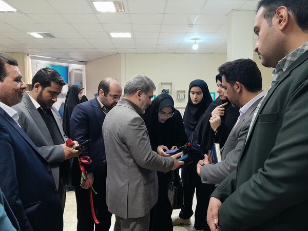 نغمه‌ای از دل تاریخ در آسمان امید