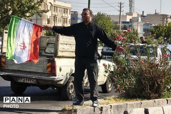 پذیرایی و مهمان نوازی مردم چهاردانگه از زائران و محبان رهبر شهید