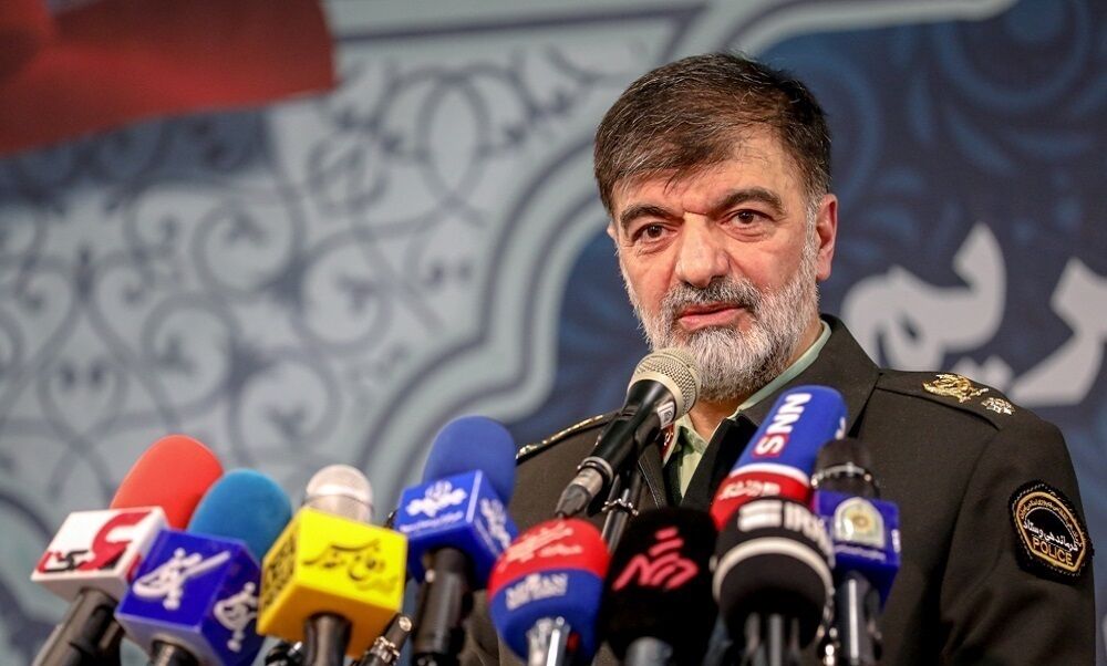 سردار رادان: ۷۵ درصد زوار اربعین حسینی به کشور بازگشتند