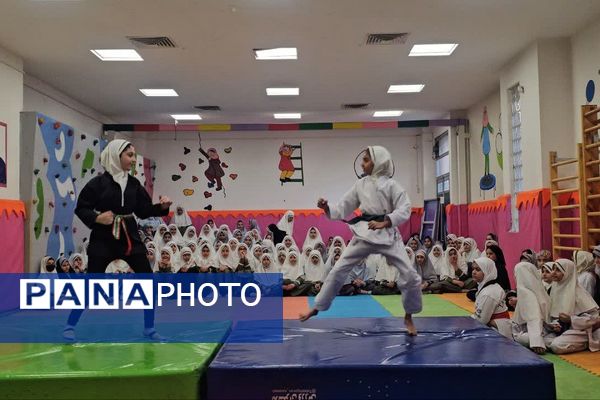 برگزاری المپیاد ورزشی در دبستان شاهد ام‌البنین (س) ناحیه دو شهرری 