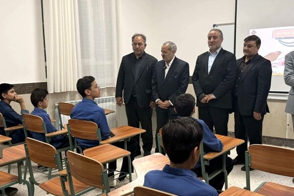 مدرسه ۱۲ کلاسه دکتر داریوش گنجی واحد شماره ۸ افتتاح شد