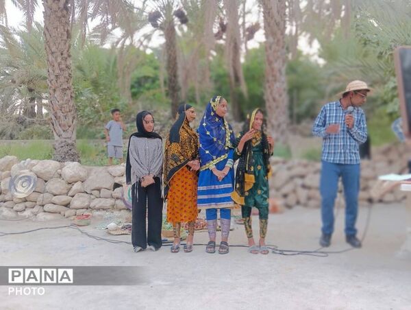 عطر خرما با جشن میلاد پیامبر (ص) در روستای بناب