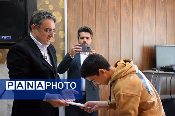 طنین امید فردا در جشنواره ای به وسعت هنر و فرهنگ 