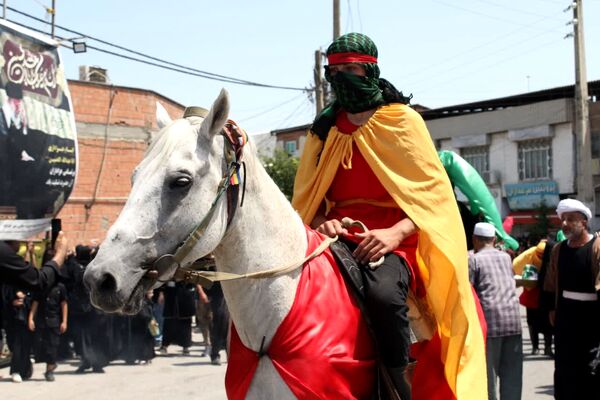 شور حسینی در گلوگاه 