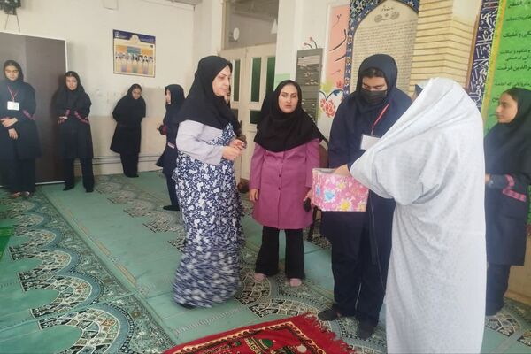 نماز در آموزشگاه فرشتگان، کلید خوش شانسی روزانه