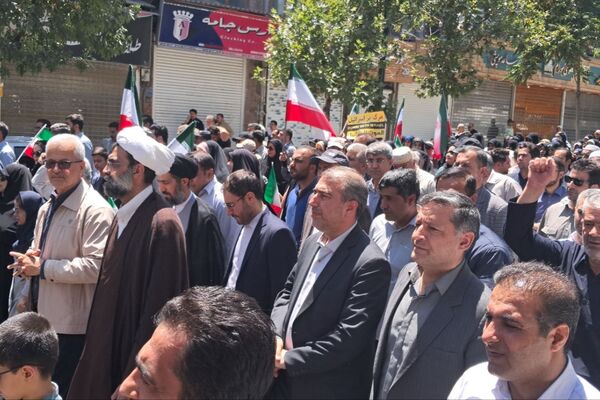 خروش مردم سنندج در راهپیمایی جمعه خشم و نصر