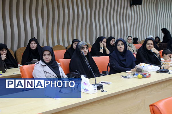 تجلیل از برترین‌های تدریس و یادگیری در جشن نوآوری و خلاقیت در آموزش