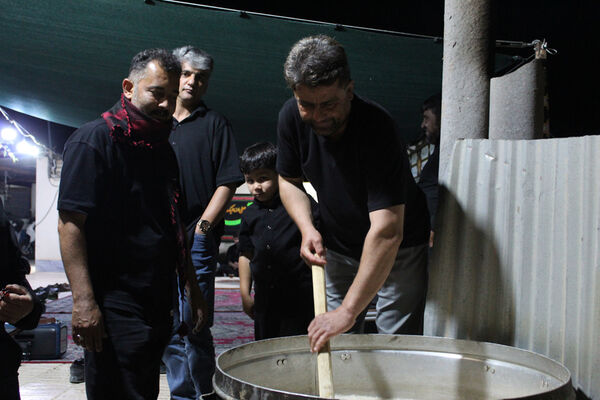 آیین حلیم پزان در شهر درق