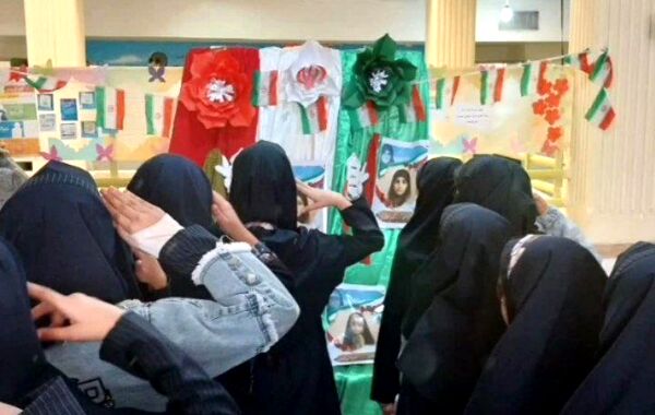 از غنچه های مدرسه تا شکوفه های مقاومت