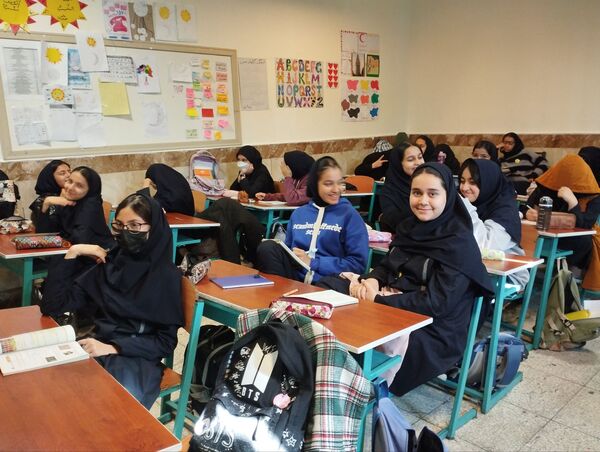 طرح مدام در دبیرستان سرافرازان ناحیه ۶