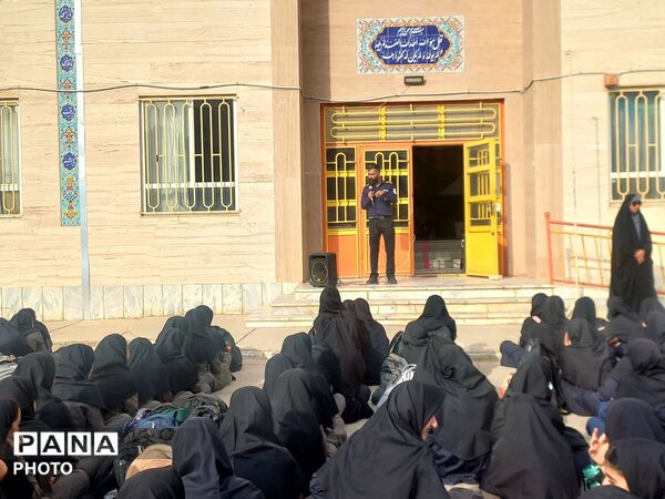 روز آتش نشانی در دبیرستان اندیشه