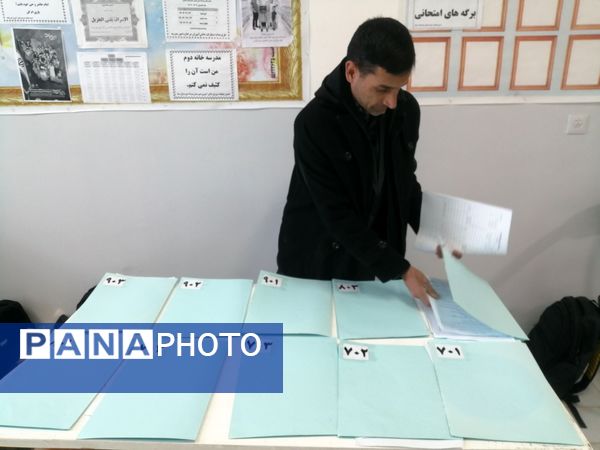 امتحانات نوبت اول در شهرستان‌های خلیل آباد و کاشمر